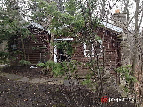2nd image of 954 Dean Ave