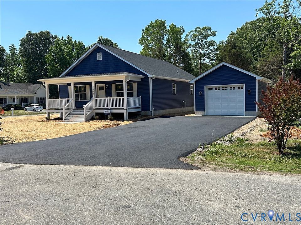 1st image of 2802 Riverview Dr