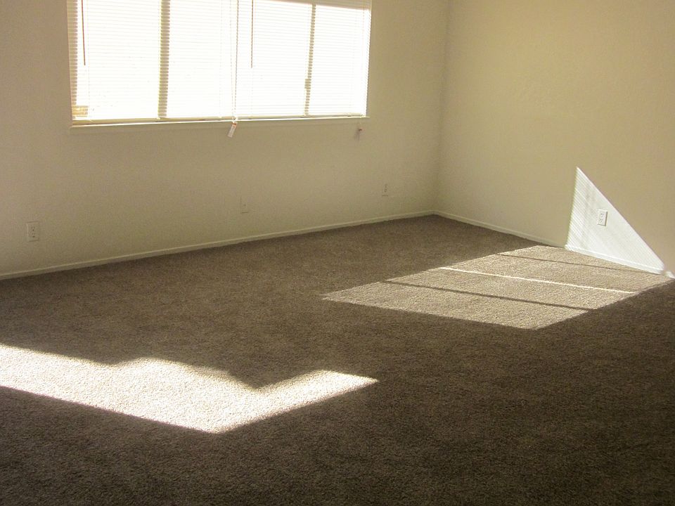 1st image of 9207 West Ln