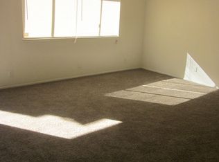 9207 West Ln, Stockton, CA 95210