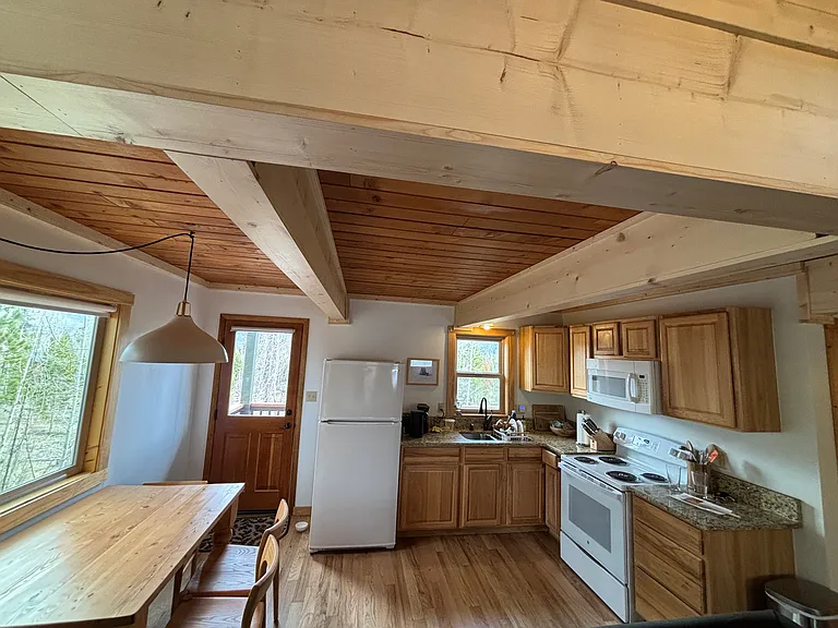 440 County Rd — Photo 8