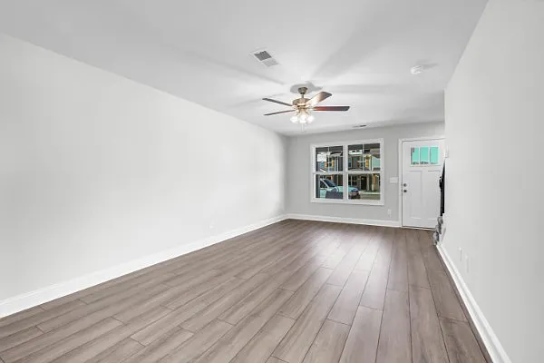 200 Limestone Point Dr — Photo 9