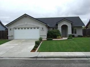 3379 Oak St, Anderson, CA 96007