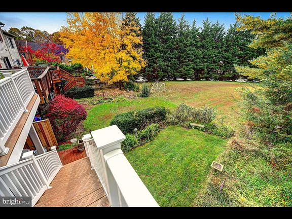 4th image of 1406 Valbrook Ct S