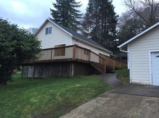 2221 Bush Ave, Raymond, WA 98577