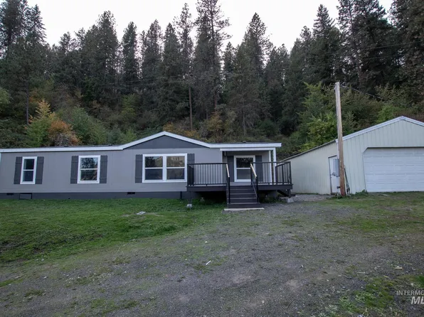 260 N May St, Peck, ID 83545