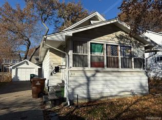 819 Cawood St, Lansing, MI 48915