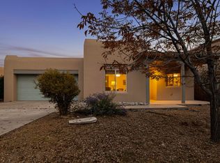 4631 Sunset Rdg, Santa Fe, NM 87507