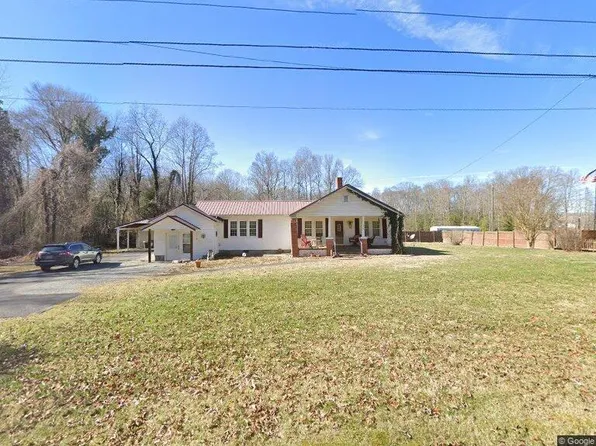 660 Goshen Valley Rd, Church Hill, TN 37642
