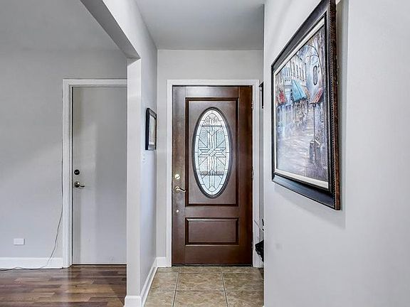 3rd image of 1008 Woodland Dr
