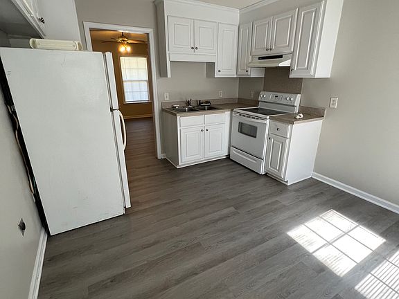 2nd image of 4319 W Hines St #C