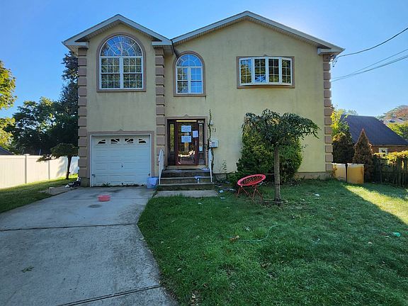 3rd image of 973 Utah Pl