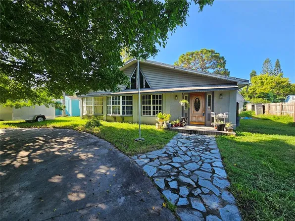 1913 Lakewood Dr, Clearwater, FL 33763