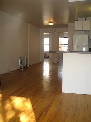 Rented by Tower Brokerage | media 61