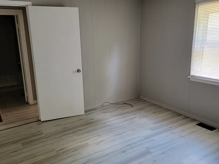 2061 W Sunrise Dr — Photo 22