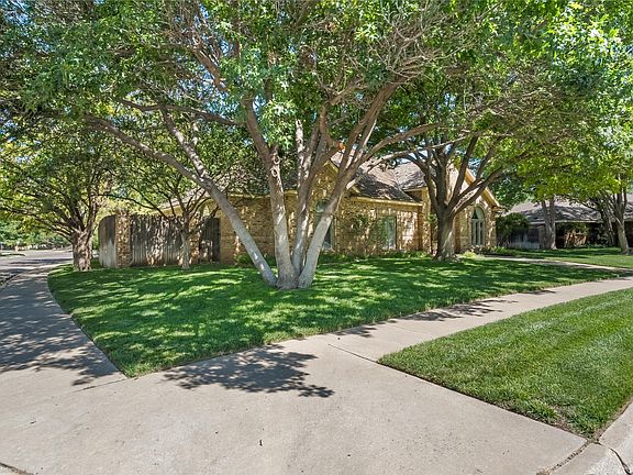 3rd image of 6710 Stoneham Dr
