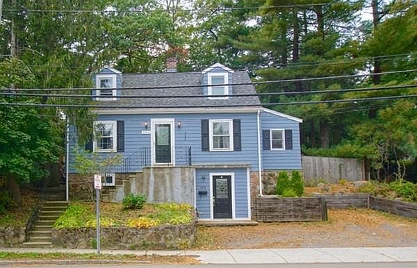 1st image of 298 Lynnfield St