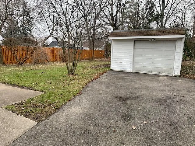 1445 Washington Blvd — Photo 4