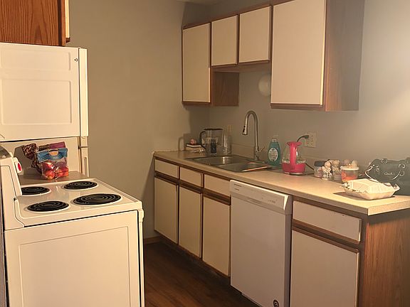 2nd image of 1818 2nd Ave S APT 8