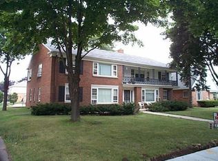 3227 S 35th St APT 2, Milwaukee, WI 53215