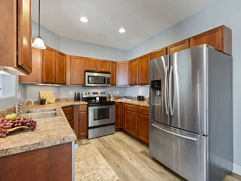 114 W Spring Hill Way #114 — Photo 11