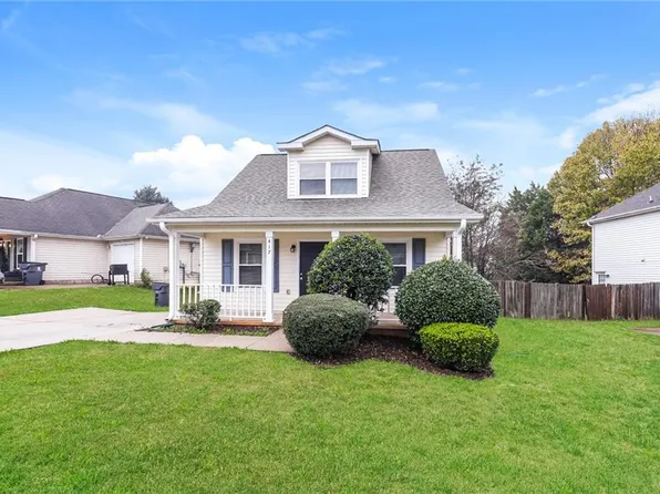 417 Tina Hely Ct, Stockbridge, GA 30281