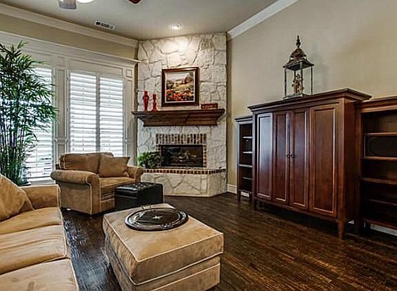 5th image of 1541 Asbury Ln