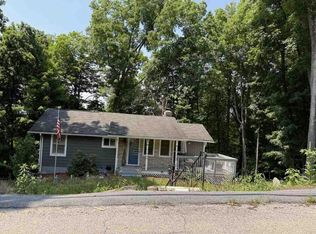 41 Scenic Dr, Hamburg, NJ 07419