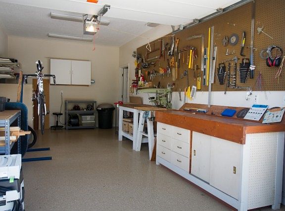 5th image of 3311 Barley Ln