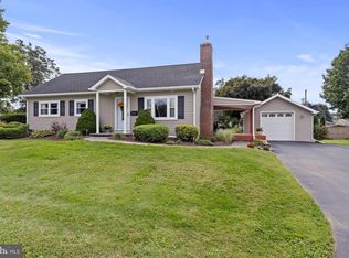 800 W 1st Ave, Parkesburg, PA 19365