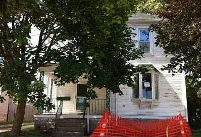 1st image of 422 E Ash St