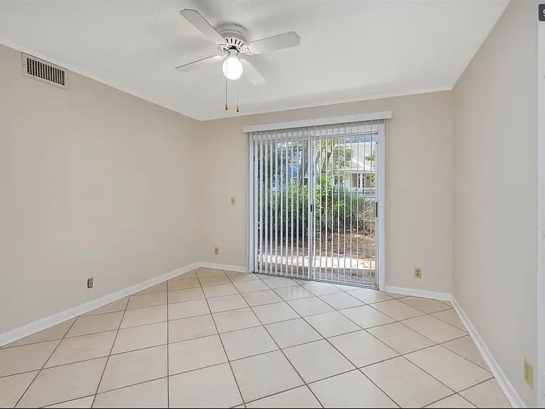 800 Mallery St #B-13 — Photo 8
