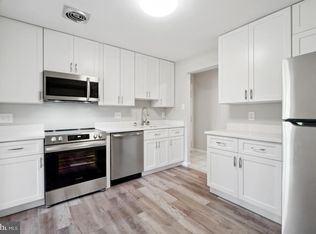 11309 Commonwealth Dr APT 302, Rockville, MD 20852