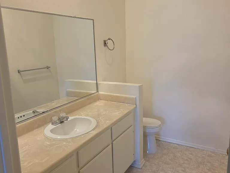 13561 Moorpark St — Photo 10
