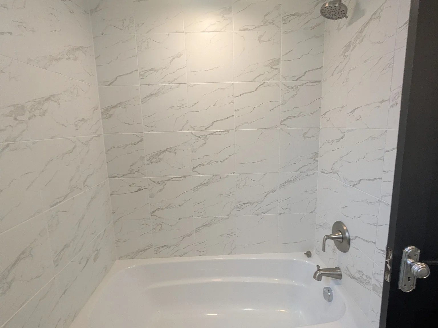 2 bed, 1.0 bath, 1108 sqft, $1,200 — Photo 2