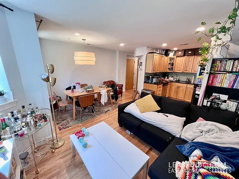 1417 Chapin St NW #101 — Photo 5