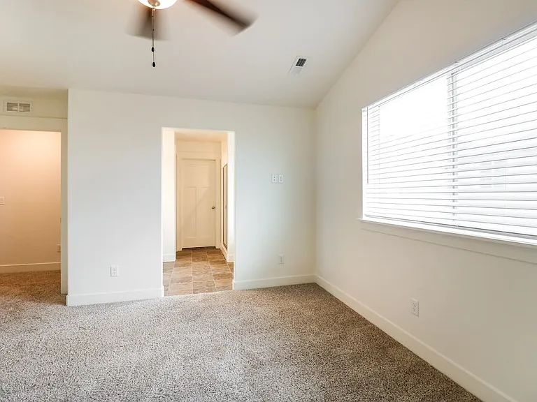 4907 E Breezy Patch Rd — Photo 9