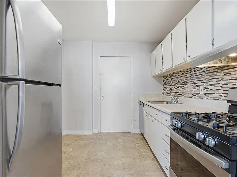 215 Piedmont Ave NE #2002 — Photo 10
