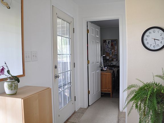 3rd image of 4018 1st St