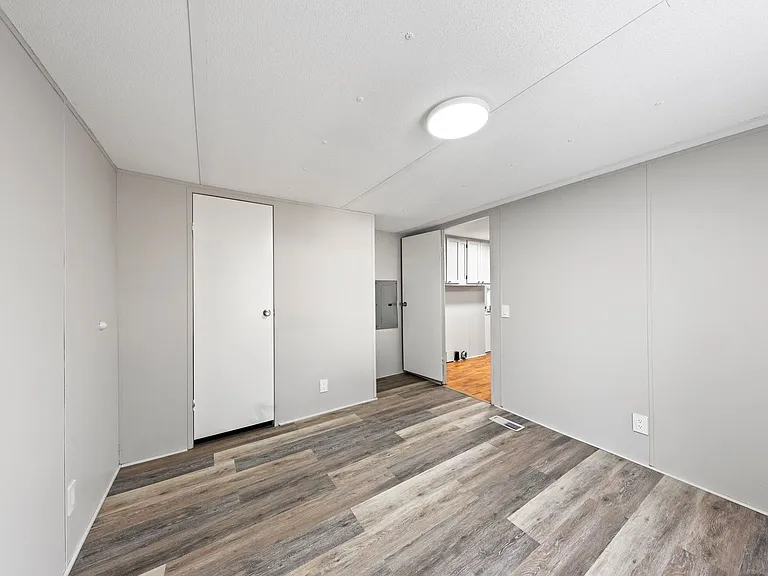 698 Persimmon St — Photo 18