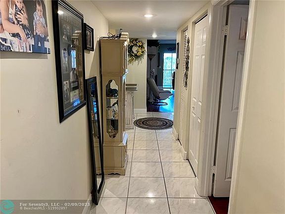 3rd image of 2089 Coral Ridge Dr #305