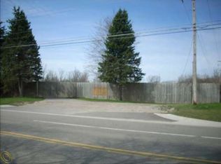 22675 Griswold Rd SW, Lyon Township, MI 48178