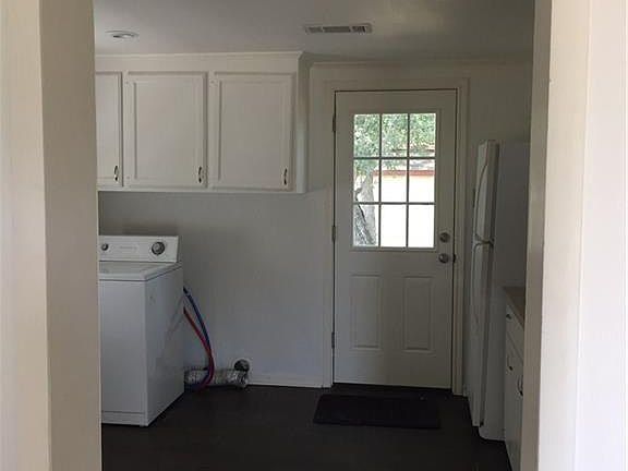 5th image of 708 Columbia Ave