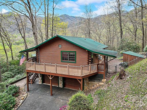 4th image of 271 Misty Mountain Dr