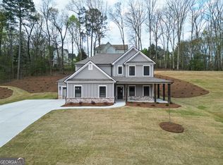 1440 Cherry Bark Ct, Loganville, GA