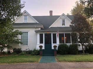 212 E 3rd St, Metropolis, IL 62960