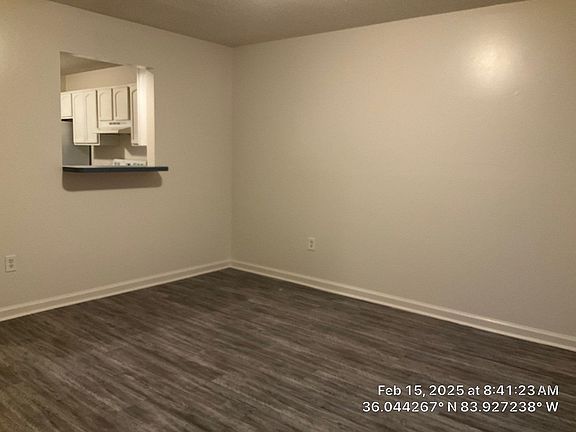 3rd image of 5606 Boxwood Garden Way #5616