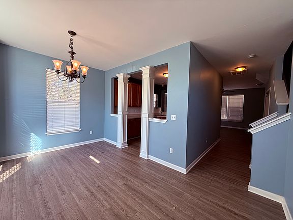4th image of 120 Bumble Cir