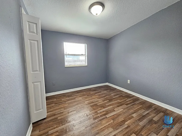 2431 Cannon St — Photo 13
