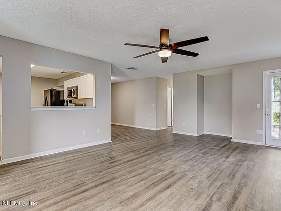 2nd image of 4072 Stillwood Dr